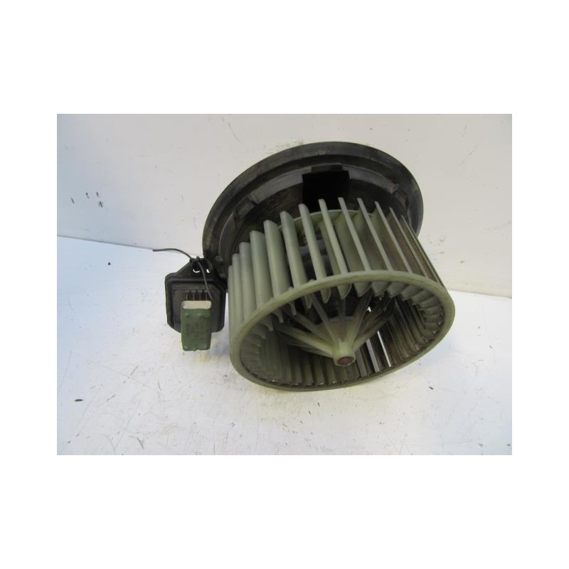 Recambio de motor calefaccion : fiat brava : 1.9 td (74,78cv) [1997] para fiat brava 1.9 td referencia OEM IAM CONRESISTENCIA  