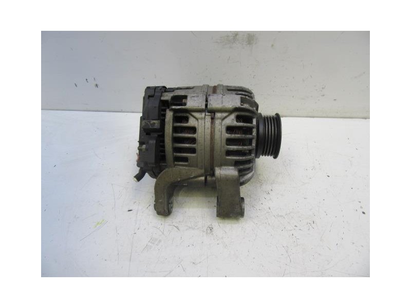 Recambio de alternador : opel agila : 1.2 g (74,78cv) [2000] para opel agila 1.2 g referencia OEM IAM 0124225022BOSCH70A  