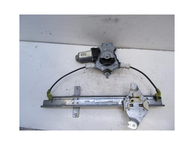 Recambio de elevalunas elec. tra. dch. : nissan almera : 1.8 g tino (115,57cv) [2006] para nissan almera 1.8 g tino referencia O