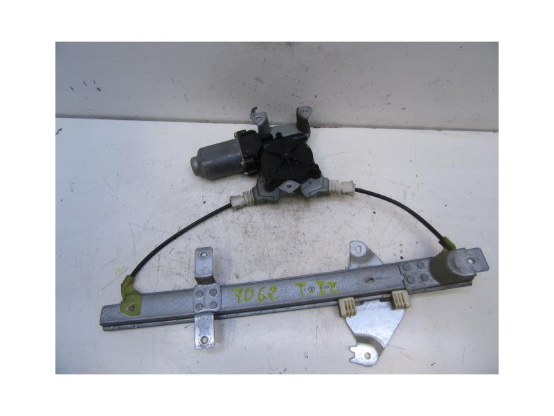 Recambio de elevalunas elec. tra. izq. : nissan almera : 1.8 g tino (115,57cv) [2006] para nissan almera 1.8 g tino referencia O