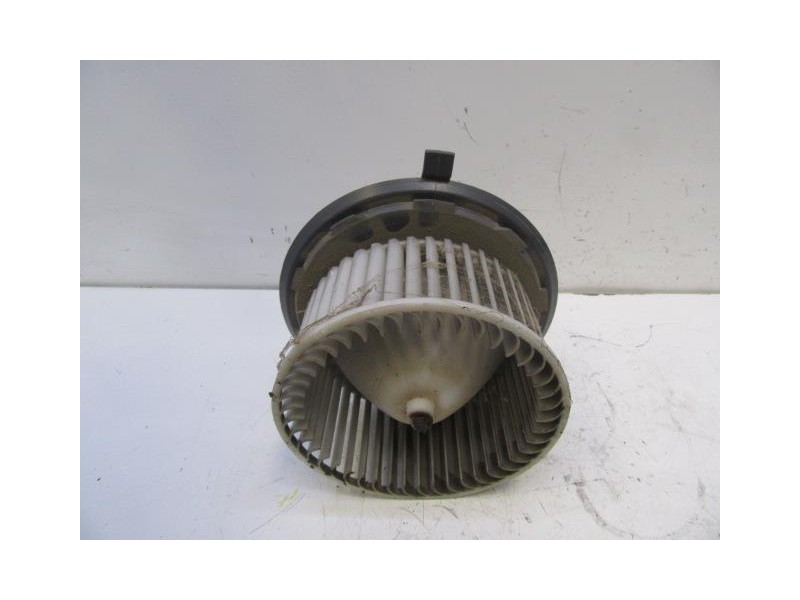 Recambio de motor calefaccion : daewoo matiz : 0.8 g g/f8cv 5p [2000] para daewoo matiz 0.8 g g/f8cv referencia OEM IAM   