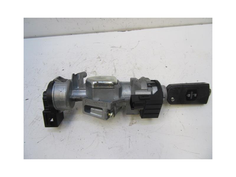 Recambio de antirrobo clausor arranque : mazda 3 : 1.6 td (108,77cv) [2006] para mazda 3 1.6 td referencia OEM IAM   