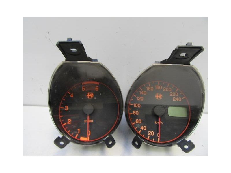 Recambio de cuadro instrumentos : alfa romeo 156 : 1.9 jtd (110,13cv) [2001] para alfa romeo 156 1.9 jtd referencia OEM IAM   