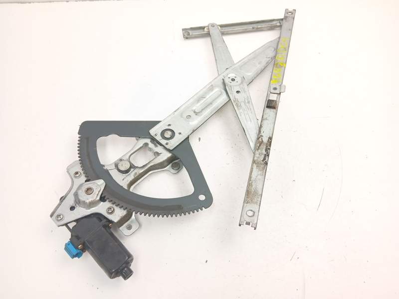 Recambio de elevalunas delantero derecho para daewoo tacuma (u100) 1.6 referencia OEM IAM 96261055  