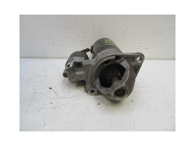 Recambio de motor arranque : m. benz vaneo : 1.7 cdi [2004] para m. benz vaneo 1.7 cdi referencia OEM IAM 0001115008BOSCH  