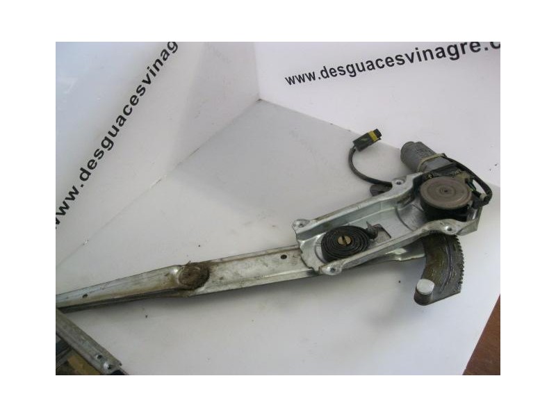 Recambio de elevalunas del-izdo : jeep grand cherokee : 2.5 d m52-vm61b 04286 (115,6cv) 5p [1998] para jeep grand cherokee 2.5 d