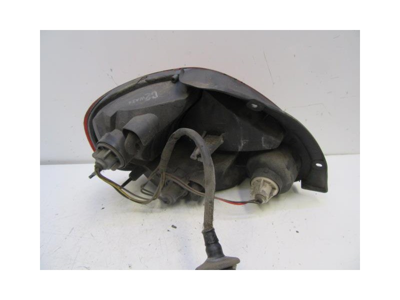 Recambio de piloto trasero dch. : daewoo matiz : 0.8 g (50,99cv) [1999] para daewoo matiz 0.8 g referencia OEM IAM   