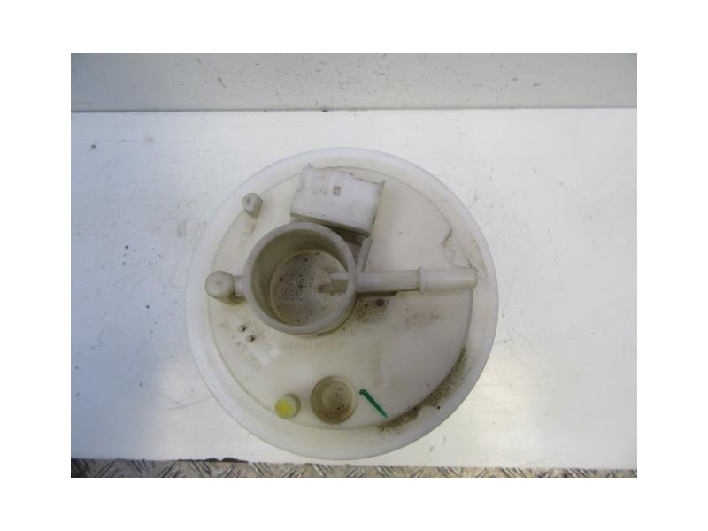 Recambio de bomba gasolina / aforadores : lancia y10 : 1.2 g (59,82cv) [2002] para lancia y10 1.2 g referencia OEM IAM 097661199