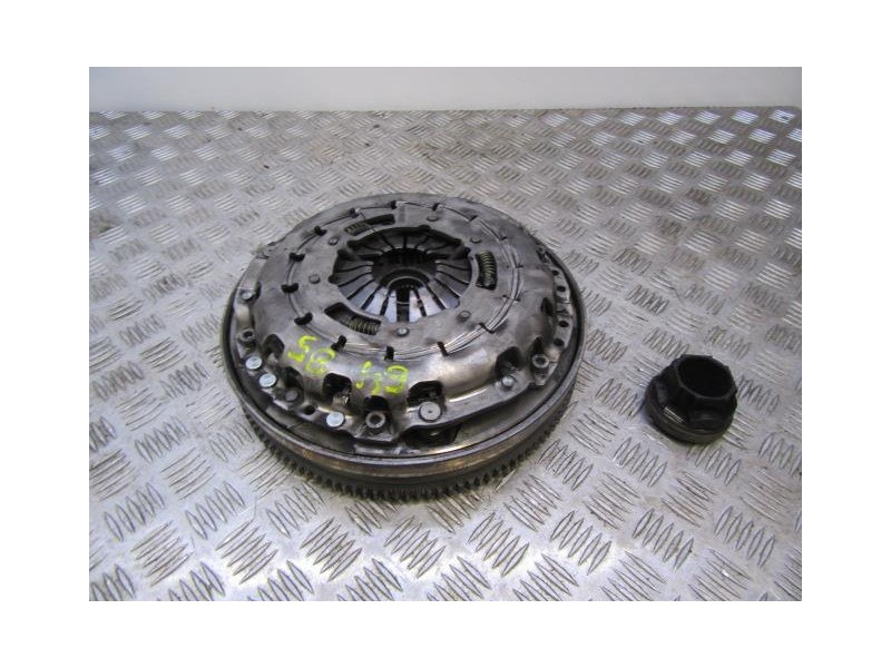 Recambio de embrague bimasa (maza y embrague) : bmw x3 : 2.0 td (177cv) 6v [2009] para bmw x3 2.0 td 6v referencia OEM IAM 12404