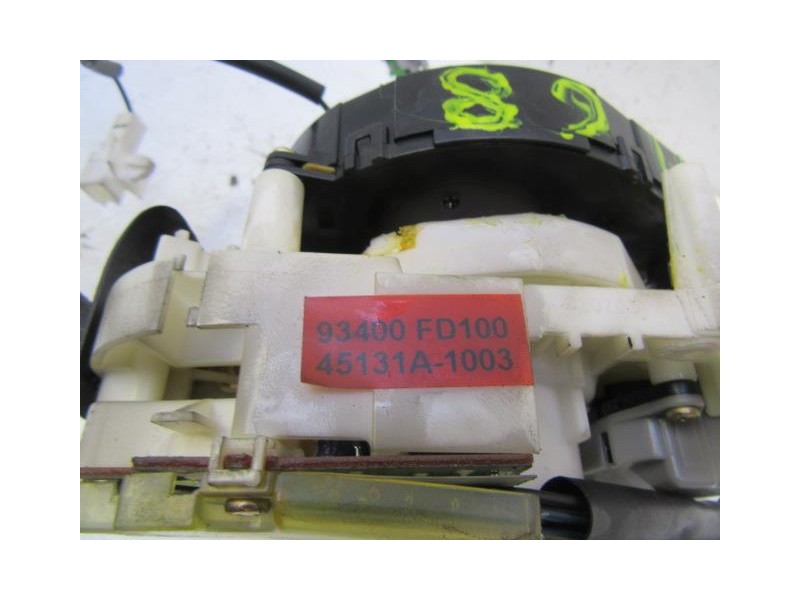 Recambio de mando luces y limpias : kia rio : 1.3 g (81,58cv) [2003] para kia rio 1.3 g referencia OEM IAM 93400-FD100  