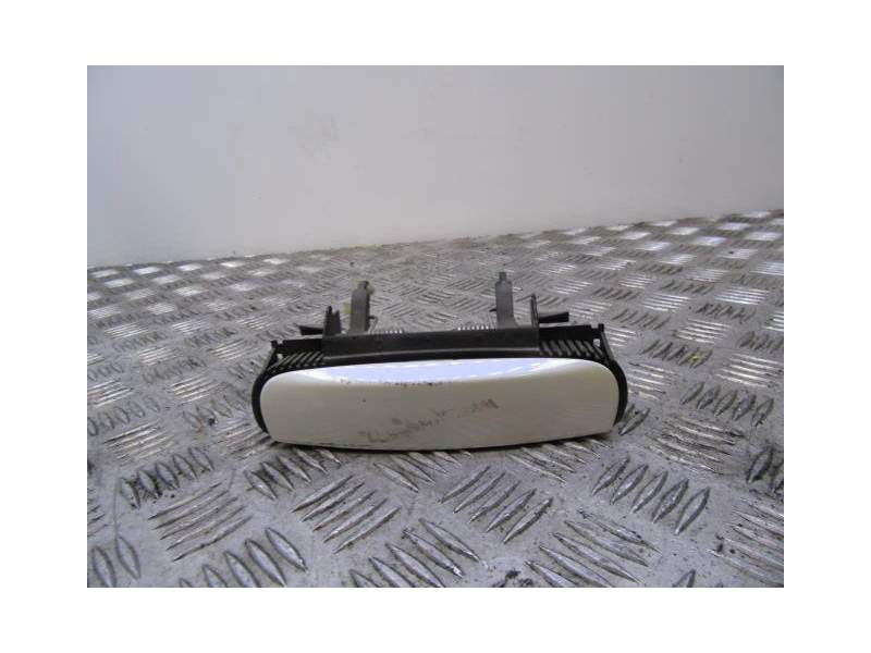 Recambio de manilla trasera derecha para audi a4 b6 (8e2) 2.5 tdi referencia OEM IAM   