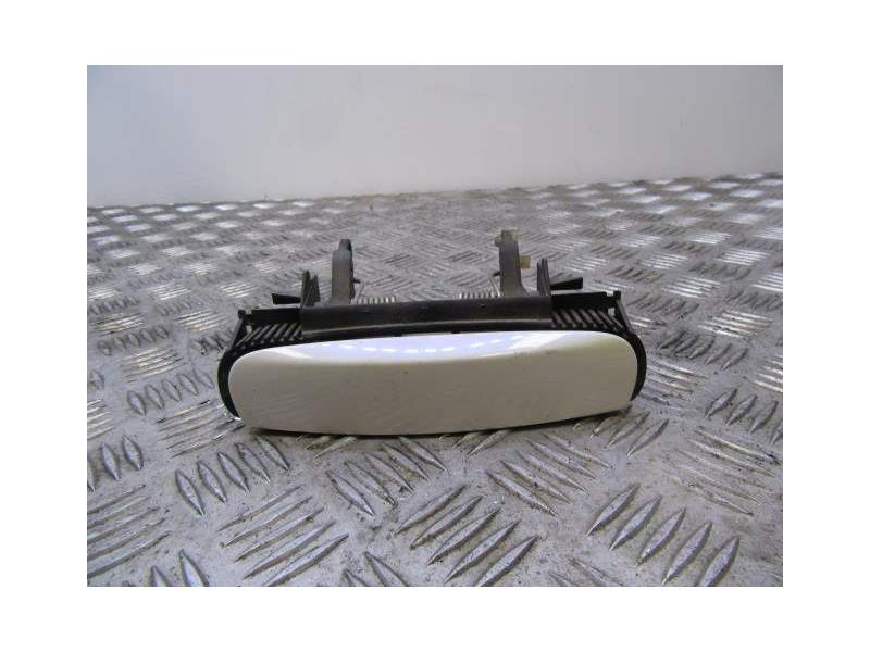 Recambio de manilla trasera izquierda para audi a4 b6 (8e2) 2.5 tdi referencia OEM IAM   
