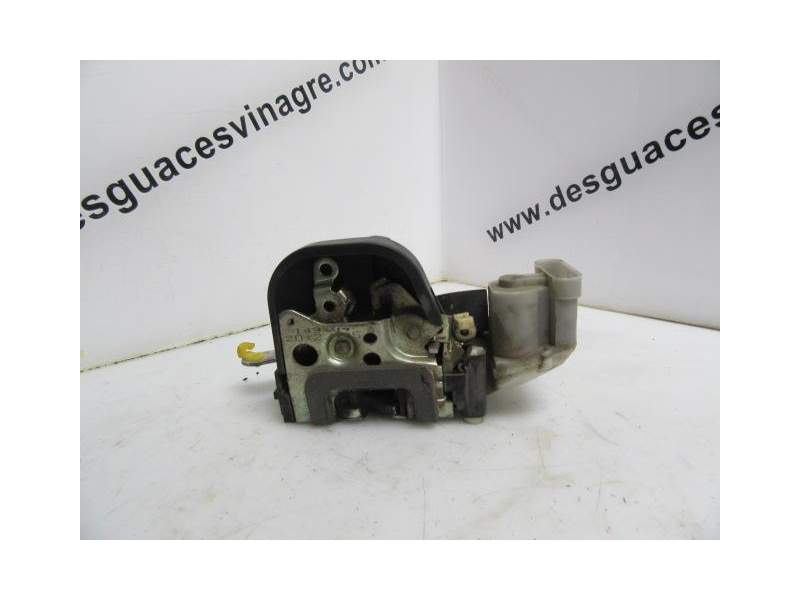 Recambio de cerradura puerta trasera izquierda para alfa romeo 147 1.6 g referencia OEM IAM   