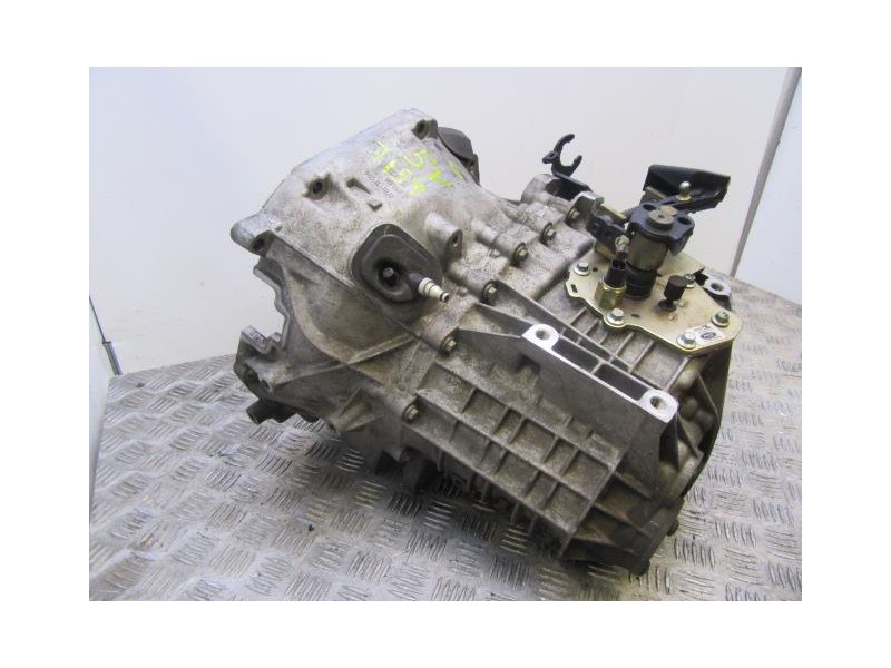 Recambio de cambio 5v (gasolina) : ford mondeo : 2.0 g (145,48cv) [2004] para ford mondeo 2.0 g referencia OEM IAM 4S7R/1S7R  