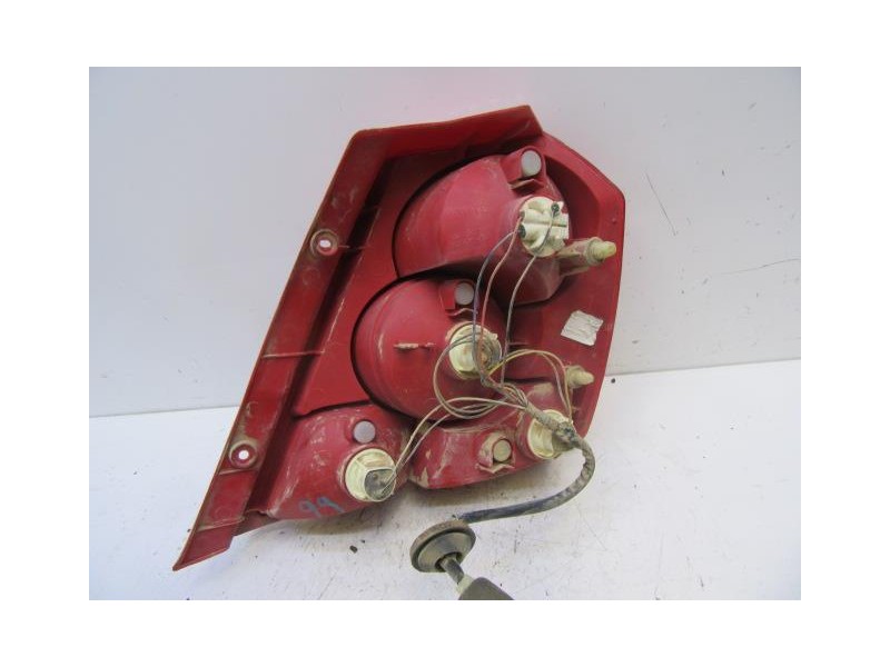 Recambio de piloto trasero izq. : daewoo kalos : 1.4 g (82,94cv) [2004] para daewoo kalos 1.4 g referencia OEM IAM   