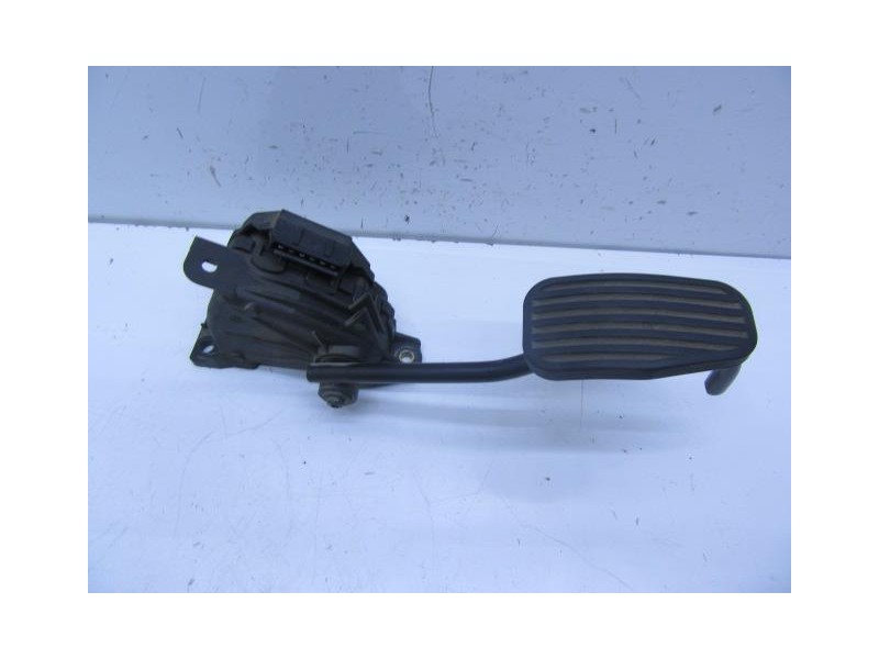 Recambio de potenciómetro aceleración : volvo 850 : 2.5 td (140,04cv) [1996] para volvo 850 2.5 td referencia OEM IAM 9447135/00