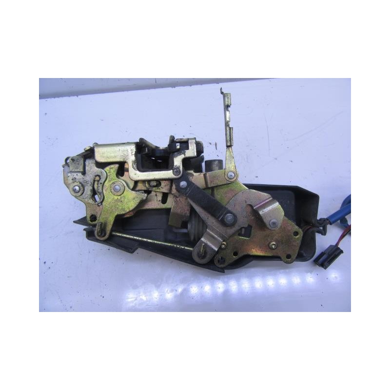 Recambio de cerradura pta. tras. dch. : volvo 850 : 2.5 td (140,04cv) [1996] para volvo 850 2.5 td referencia OEM IAM   