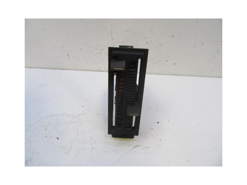 Recambio de mandos calefaccion : ford sierra : 2.0 g (112,85cv) [1989] para ford sierra 2.0 g referencia OEM IAM   