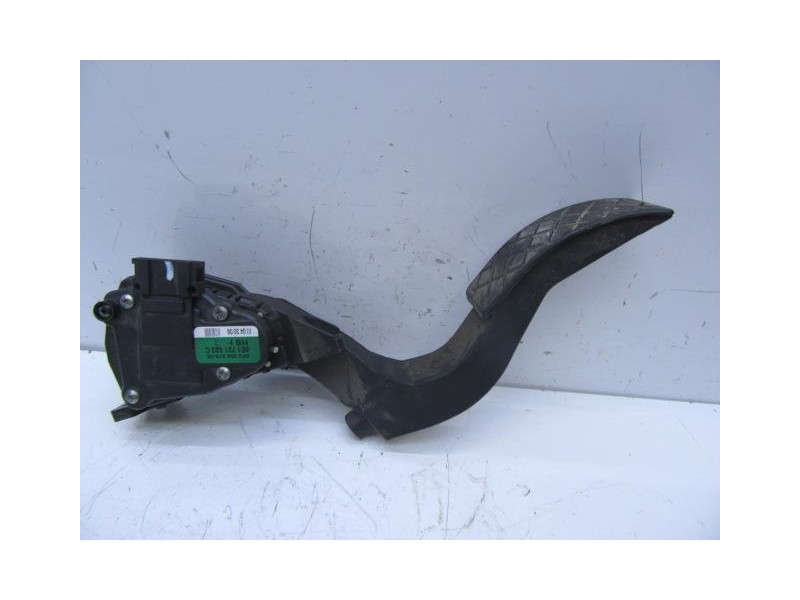 Recambio de potenciómetro aceleración : audi a4 : 2.0 tdi (140,04cv) [2006] para audi a4 2.0 tdi referencia OEM IAM 8E1721523C  