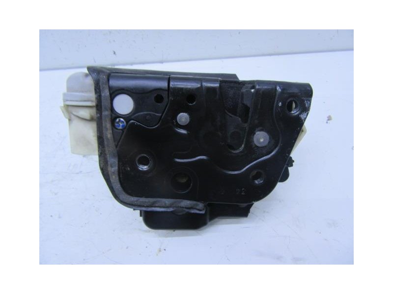 Recambio de cerradura pta. del. izq. : audi a4 : 2.0 tdi (140,04cv) [2006] para audi a4 2.0 tdi referencia OEM IAM   