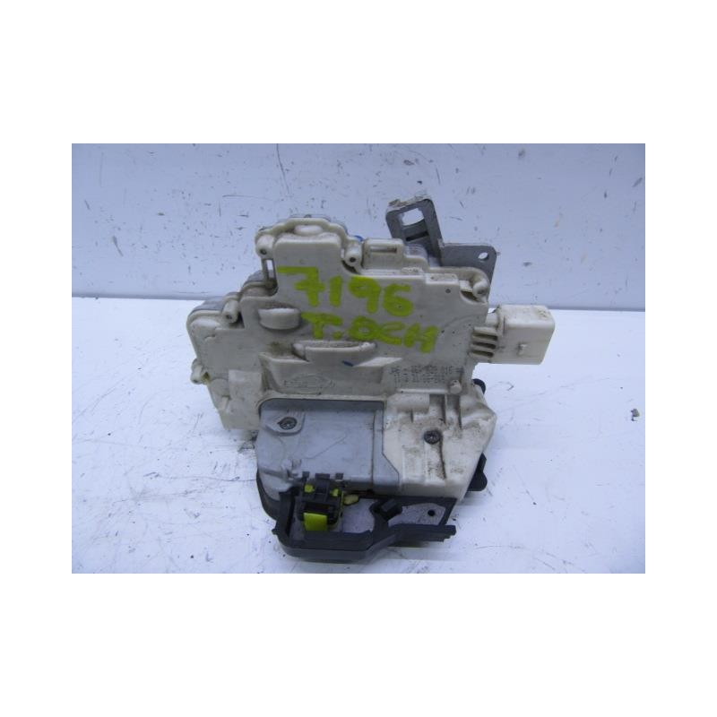 Recambio de cerradura pta. tras. dch. : audi a4 : 2.0 tdi (140,04cv) [2006] para audi a4 2.0 tdi referencia OEM IAM   