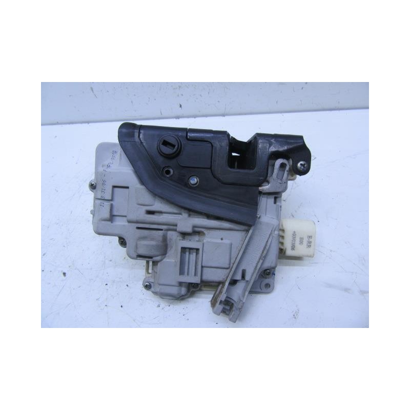 Recambio de cerradura pta. tras. dch. : audi a4 : 2.0 tdi (140,04cv) [2006] para audi a4 2.0 tdi referencia OEM IAM   