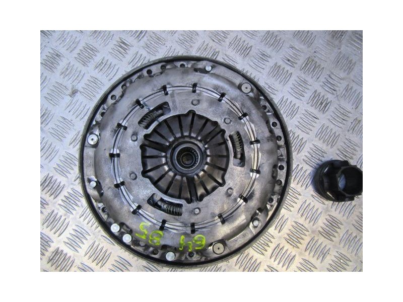 Recambio de embrague bimasa (maza y embrague) : bmw x3 : 2.0 td (177cv) 6v [2009] para bmw x3 2.0 td 6v referencia OEM IAM 12404