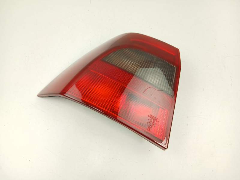 Recambio de piloto trasero izquierdo para opel vectra b (j96) 2.0 dti 16v (f19) referencia OEM IAM 9119527  