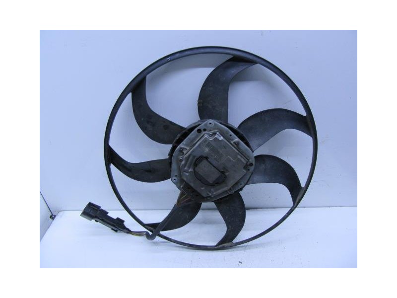 Recambio de electroventilador : bmw 335 : 3.0 td 306d5(285,52cv) [2007] para bmw  335 3.0 td 306d5 referencia OEM IAM 1137328118