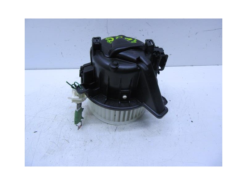 Recambio de motor calefaccion : seat ibiza : 1.0 g (95,17cv) turbo [2019] para seat ibiza 1.0 g turbo referencia OEM IAM 2Q18190