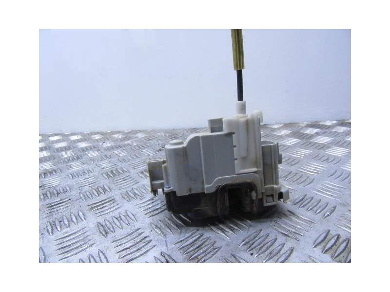 Recambio de cerradura puerta trasera derecha para fiat bravo ii (198_) 1.9 d multijet (198axb1a) referencia OEM IAM   