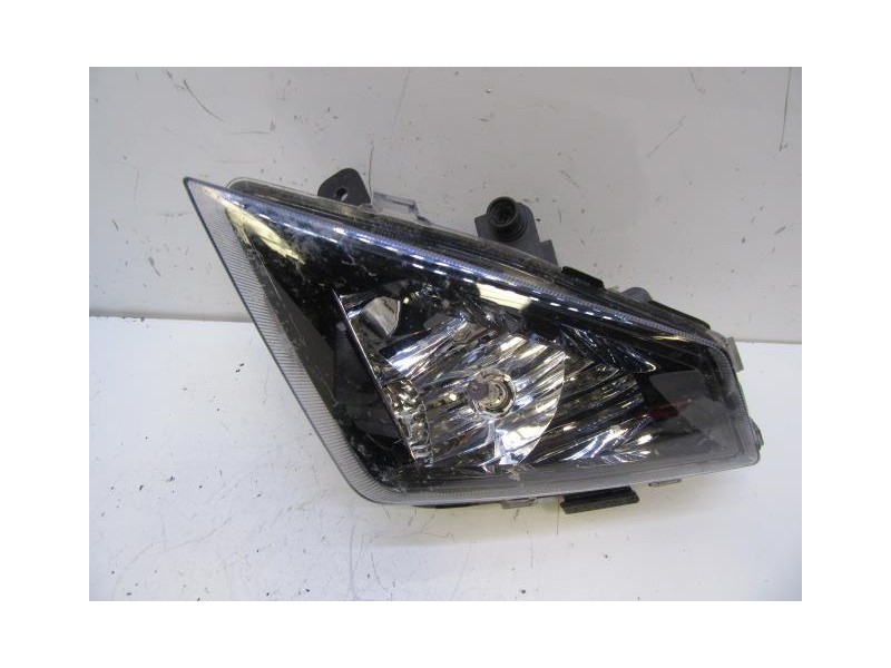 Recambio de antiniebla dch. : seat ibiza : 1.0 g (95,17cv) turbo [2019] para seat ibiza 1.0 g turbo referencia OEM IAM 6F0941702