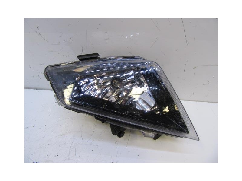 Recambio de antiniebla dch. : seat ibiza : 1.0 g (95,17cv) turbo [2019] para seat ibiza 1.0 g turbo referencia OEM IAM 6F0941702