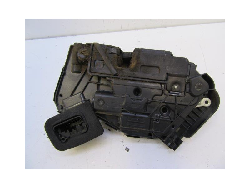 Recambio de cerradura pta. tras. dch. : seat ibiza : 1.0 g (95,17cv) turbo [2019] para seat ibiza 1.0 g turbo referencia OEM IAM