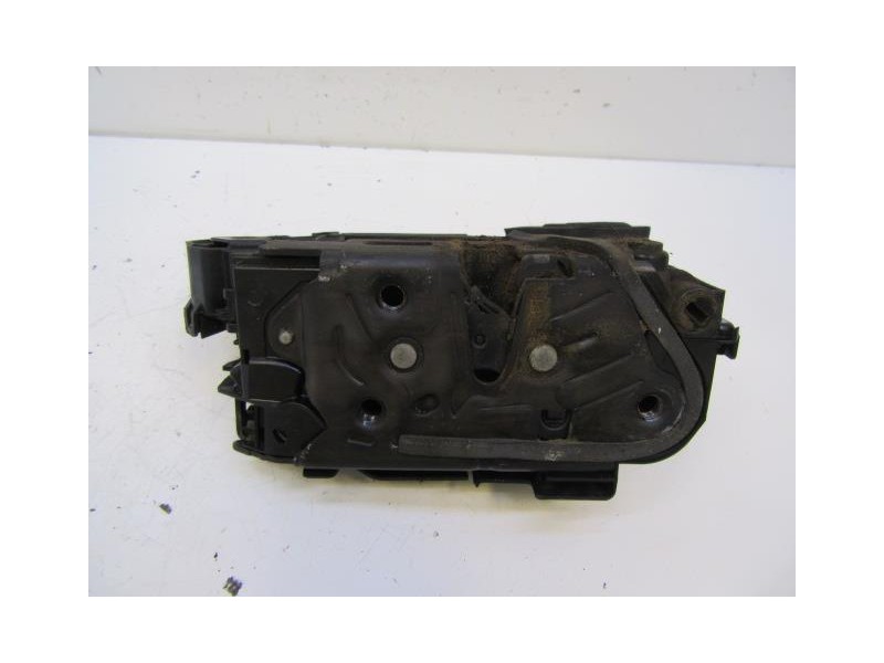 Recambio de cerradura pta. tras. dch. : seat ibiza : 1.0 g (95,17cv) turbo [2019] para seat ibiza 1.0 g turbo referencia OEM IAM