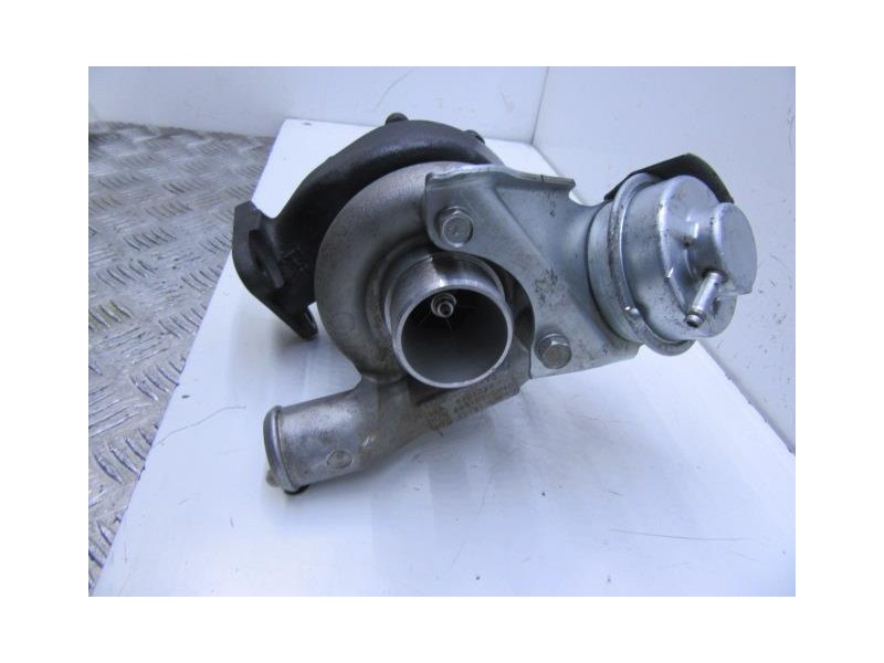 Recambio de turbo : opel astra : 1.7 cdti (100,61cv) [2008] para opel astra 1.7 cdti referencia OEM IAM 8101322  