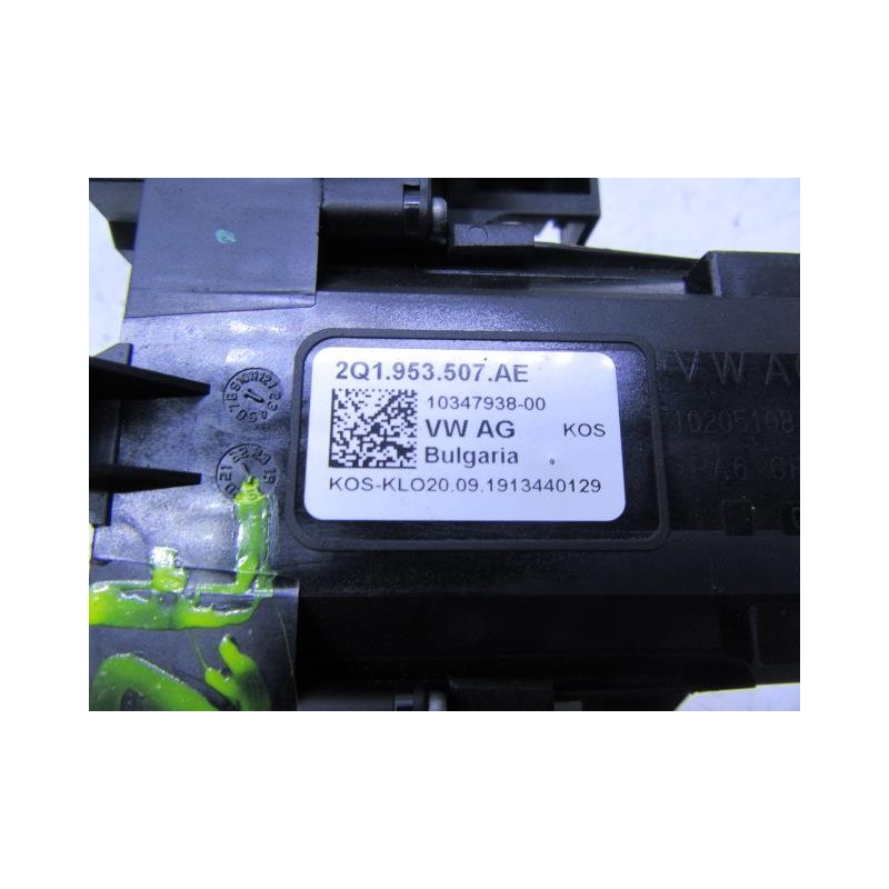 Recambio de mando luces y limpias : seat ibiza : 1.0 g (95,17cv) turbo [2019] para seat ibiza 1.0 g turbo referencia OEM IAM 2Q1