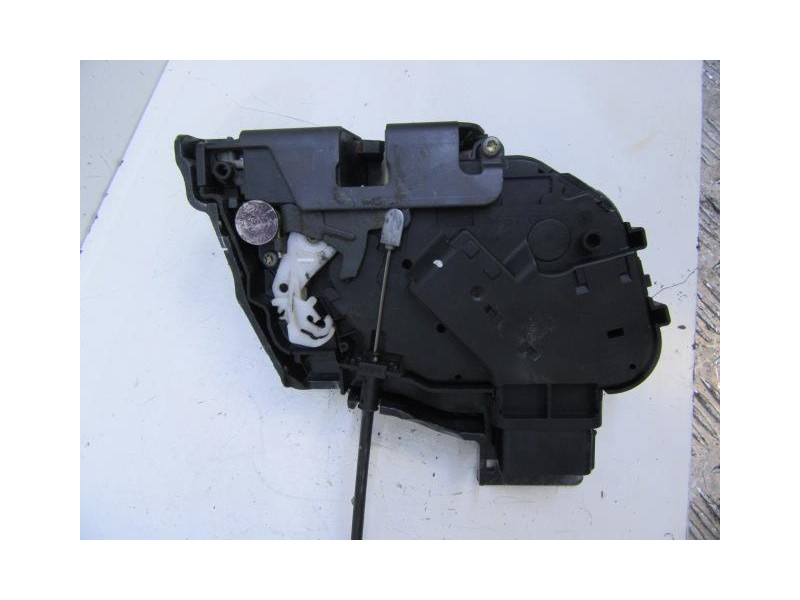 Recambio de cerradura pta. tras. dch. : volvo s40 : 2.0 td (135,96cv) [2005] para volvo s40 2.0 td referencia OEM IAM 30699458  