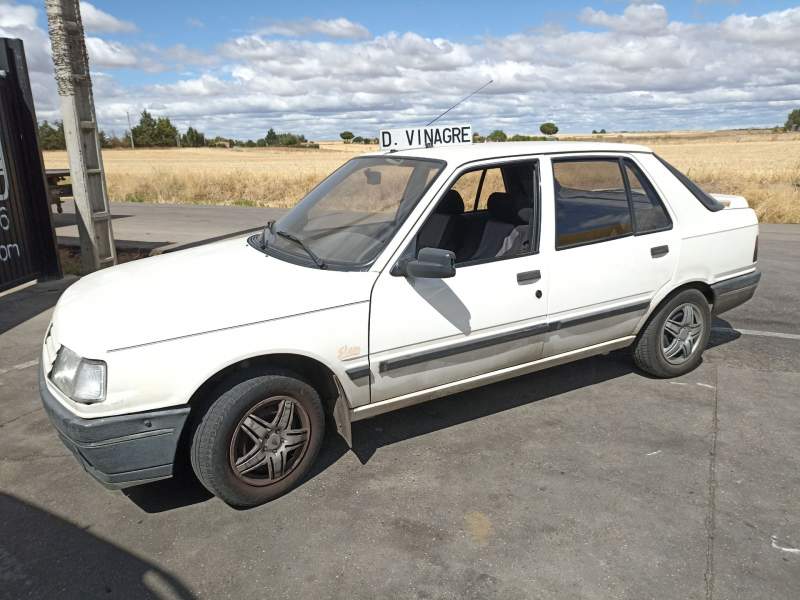 PEUGEOT 309
