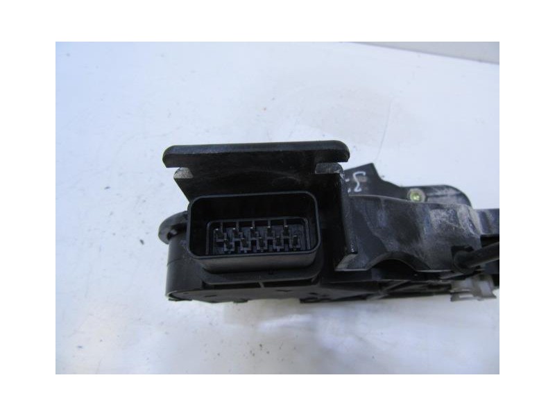 Recambio de cerradura pta. tras. dch. : volvo s40 : 2.0 td (135,96cv) [2005] para volvo s40 2.0 td referencia OEM IAM 30699458  