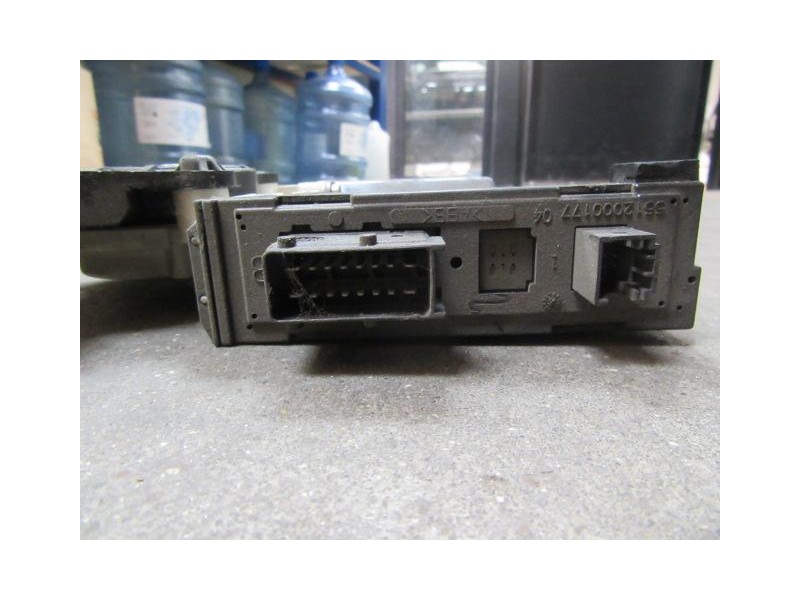 Recambio de elevalunas del-izdo : peugeot 807 : g-2.0-rfn (136cv) 5p [2004] para peugeot 807 g- 2.0-rfn referencia OEM IAM CONFO