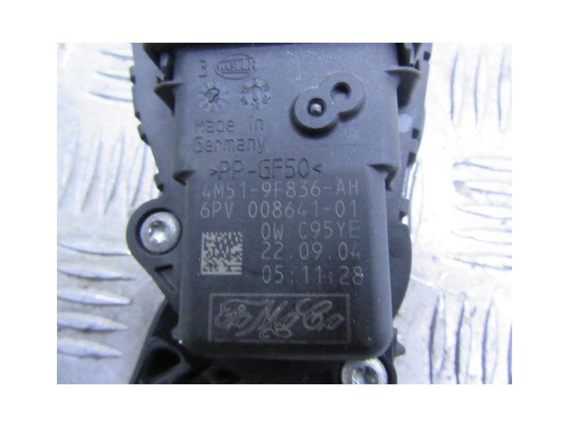 Recambio de potenciómetro aceleración : volvo s40 : 2.0 td (135,96cv) [2005] para volvo s40 2.0 td referencia OEM IAM 4M51-9F836