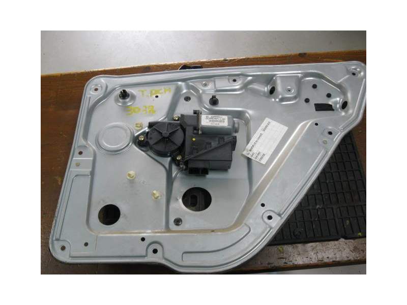 Recambio de elevalunas trasero derecho para skoda fabia i combi (6y5) 1.4 16v referencia OEM IAM   