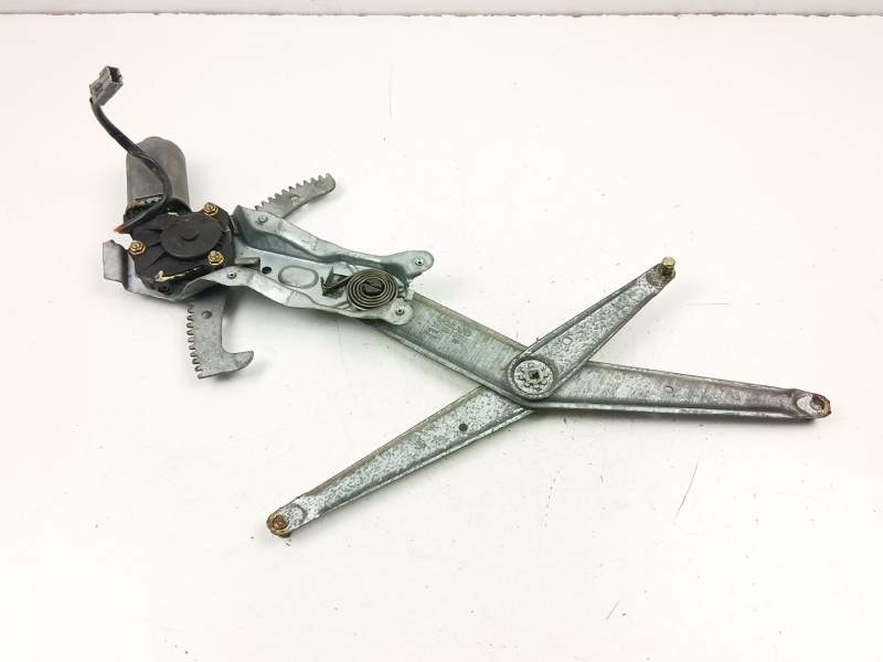 Recambio de elevalunas delantero derecho para volvo 740 kombi (745) 2.3 referencia OEM IAM 3538176  