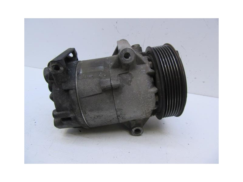 Recambio de aire acondicionado : renault megane : 1.9 dci (119,64cv) [2005] para renault megane 1.9 dci referencia OEM IAM 82003