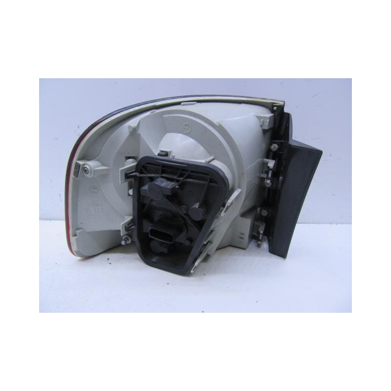 Recambio de piloto trasero dch. : volkswagen touareg : 2.5 tdi [2005] para volkswagen touareg 2.5 tdi referencia OEM IAM AUMADO 