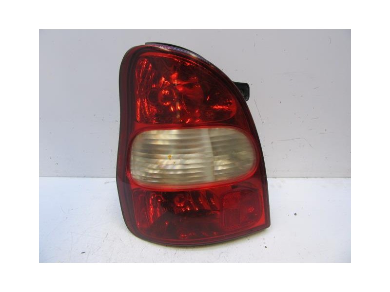 Recambio de piloto trasero izq. : kia carnival : 2.9 td (126,44cv) [2000] para kia carnival 2.9 td referencia OEM IAM   