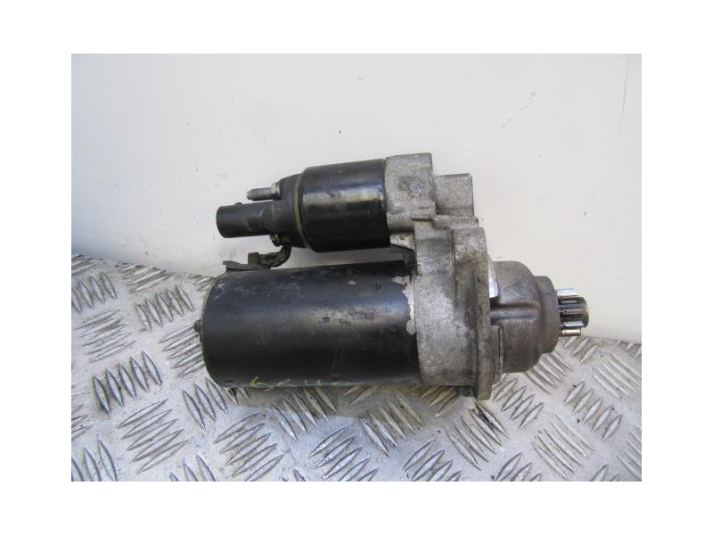 Recambio de motor arranque : volkswagen touran : 1.9 tdi (100,61cv) [2003] para volkswagen touran 1.9 tdi referencia OEM IAM BOS