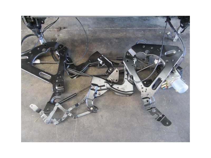 Recambio de techo (eléctrico) : renault megane : 1.9 dci [2004] para renault megane 1.9 dci referencia OEM IAM CRISTALESYMECANIS