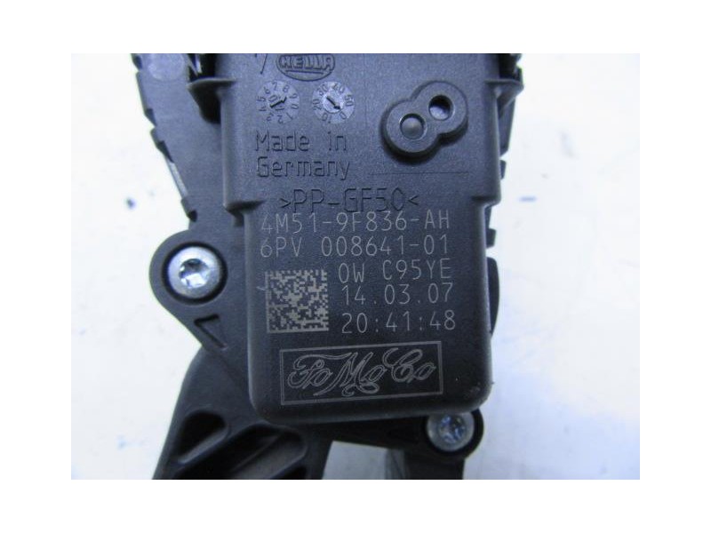 Recambio de potenciómetro aceleración : volvo s40 : 1.6 td [2007] para volvo s40 1.6 td referencia OEM IAM 4M51-9F836-AH  